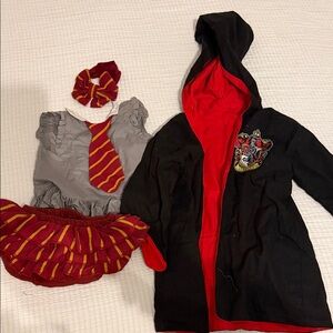 Girls Harry Potter Gryffindor Halloween costume robe cloak